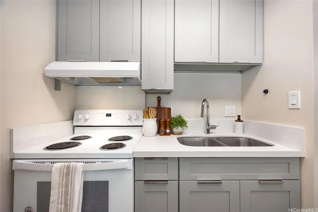 $310,000 | 906 Lehua Avenue, Unit A306, Pearl City, HI 96782