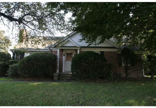 $549,500 | 211 Russell Street, Hadley, MA 01035