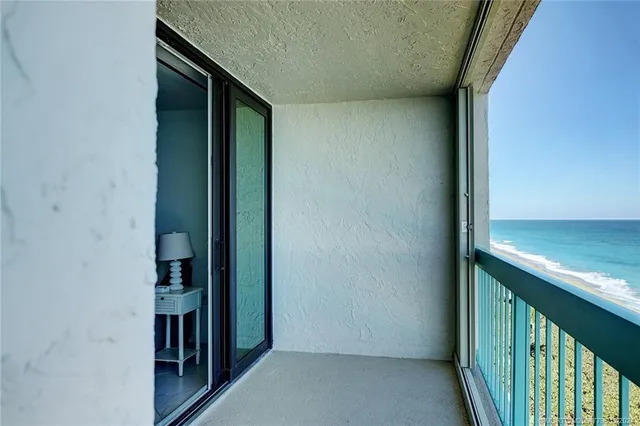 a view of a porch with yard