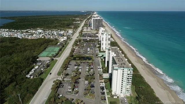 $3,900 | 9940 South Ocean Drive, Unit 809, Jensen Beach, FL 34957