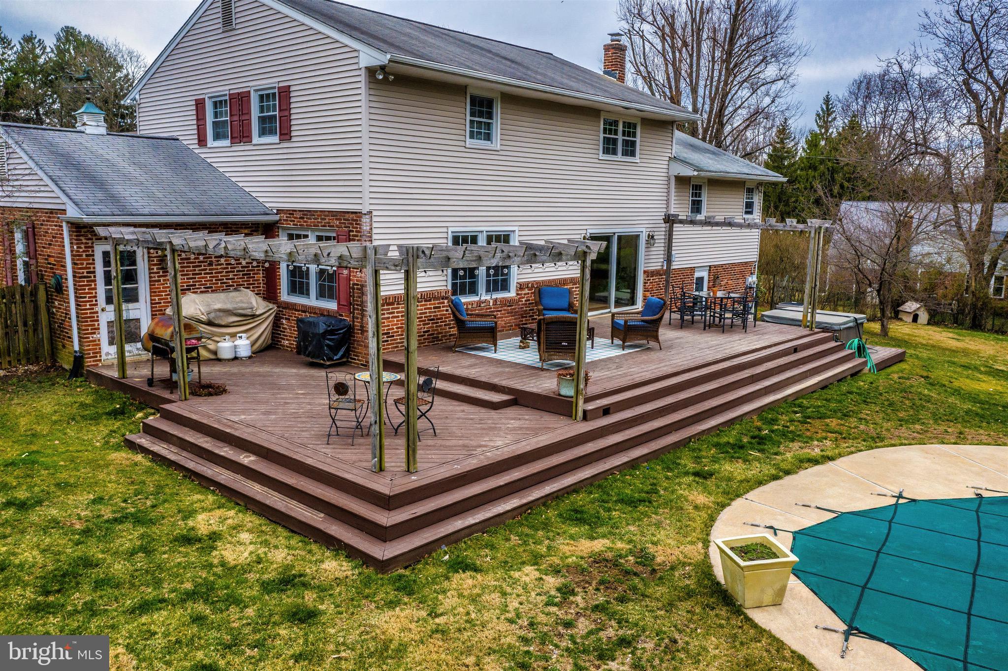 167 Devonshire Road Devon, PA 19333 - Photo 33 of 40 70'x20' Tiered Deck