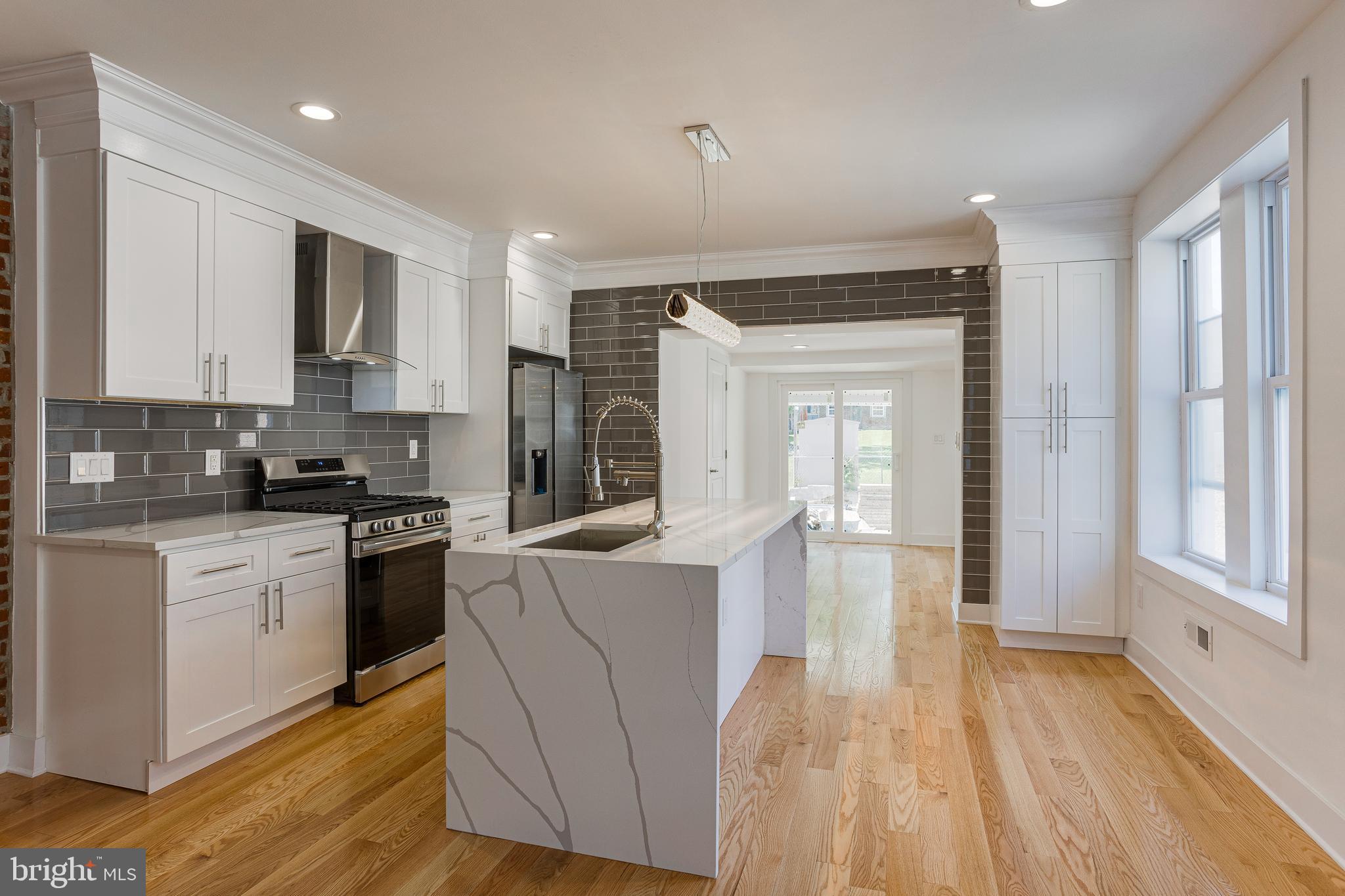 306 Fountain Street Philadelphia, PA 19128 - Photo 9 of 29 Gallery Image 9