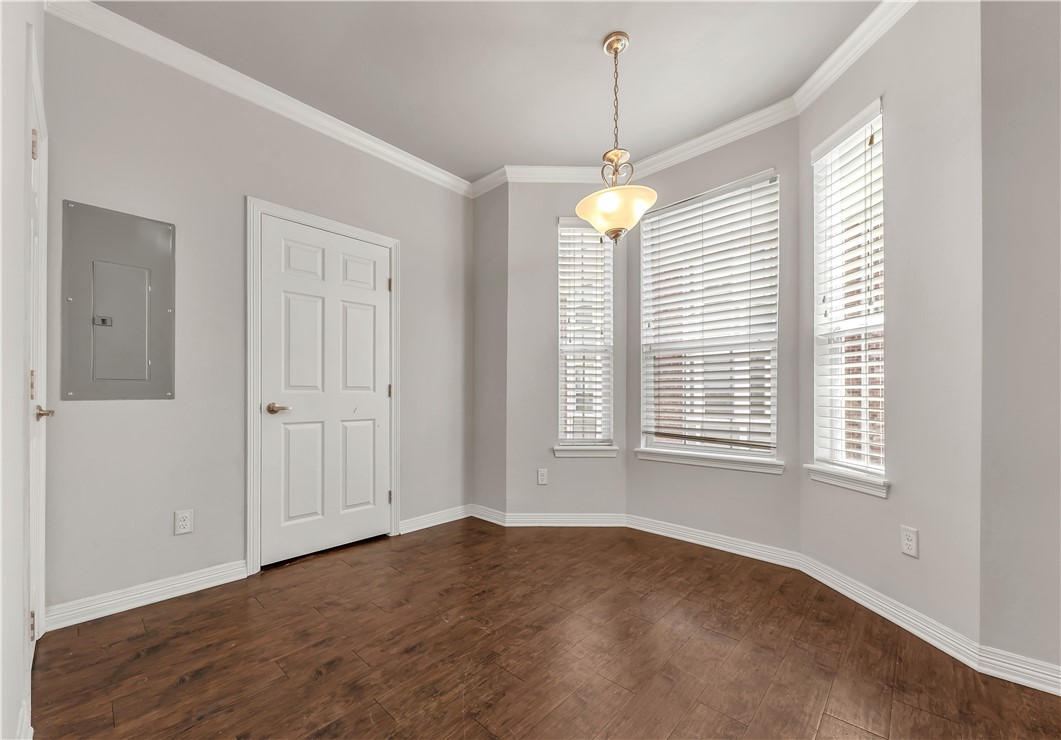 1198 Jones-Butler Road, Unit 907 College Station, TX 77840 - Photo 4 of 23