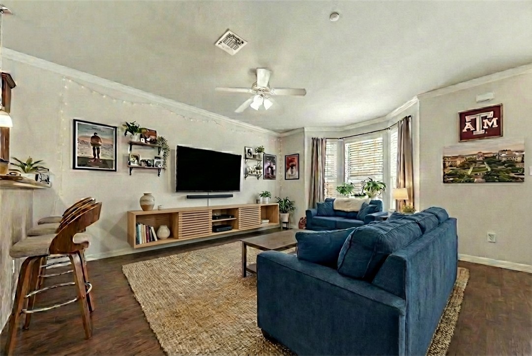 1198 Jones-Butler Road, Unit 907 College Station, TX 77840 - Photo 5 of 23 Virtually Staged