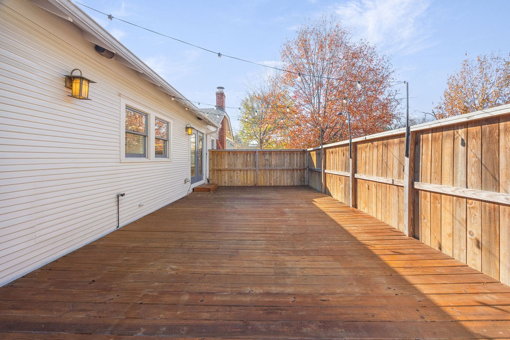 731 Key Street Houston, TX 77009 - Photo 21 of 30 Additional view of the large deck