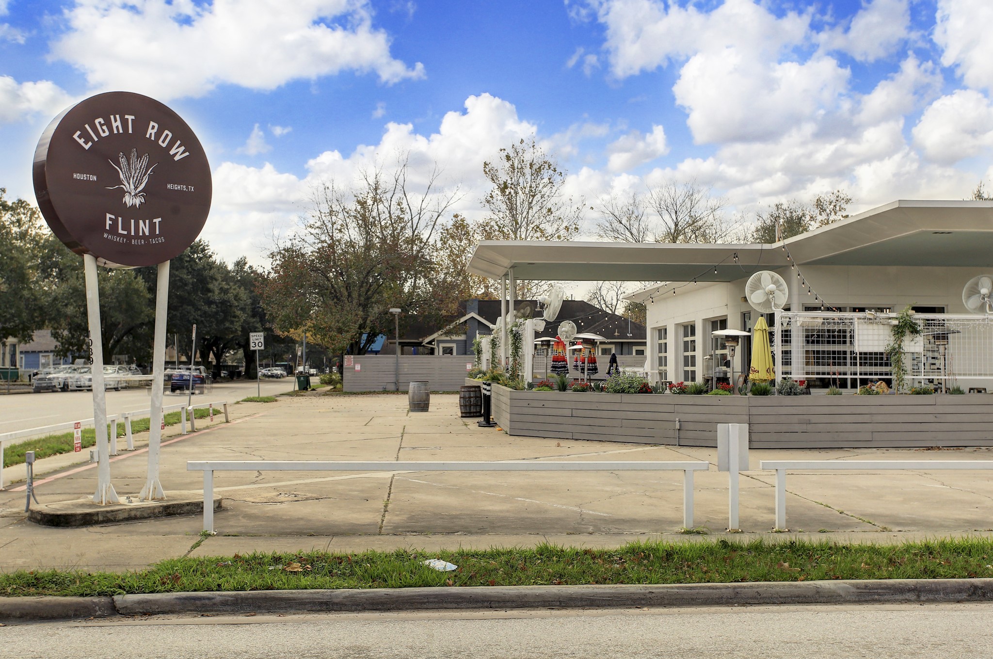 731 Key Street Houston, TX 77009 - Photo 29 of 30 Shops, dinning and much more!