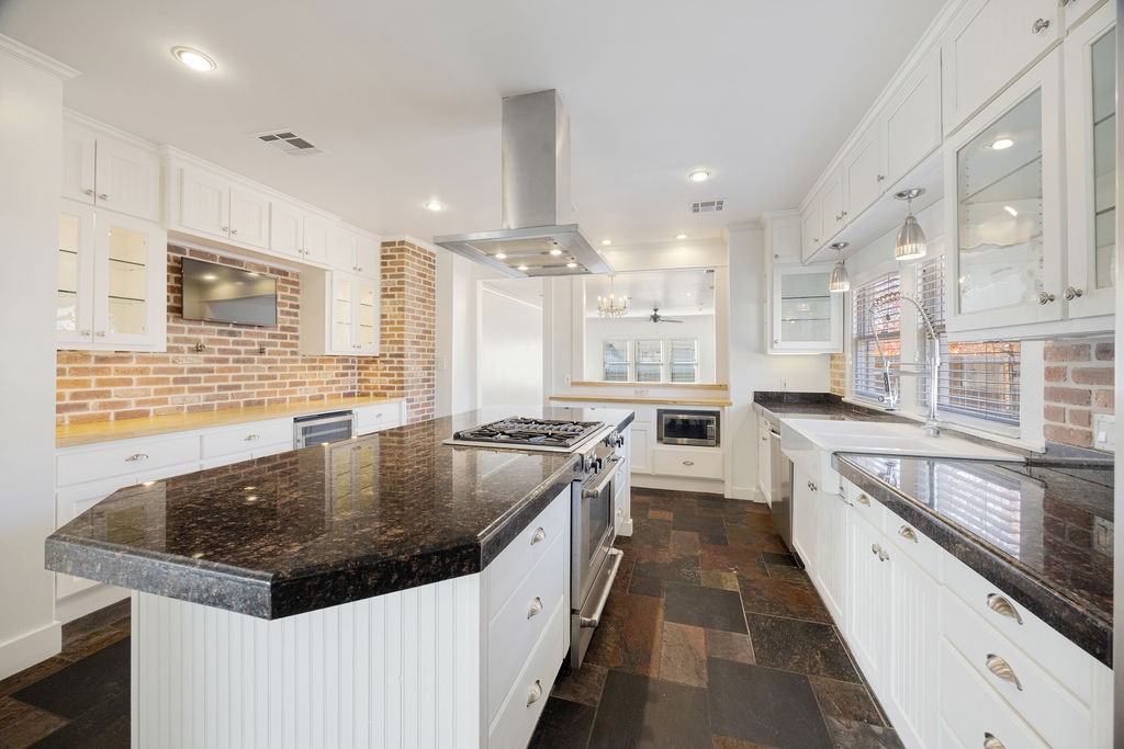 731 Key Street Houston, TX 77009 - Photo 9 of 30