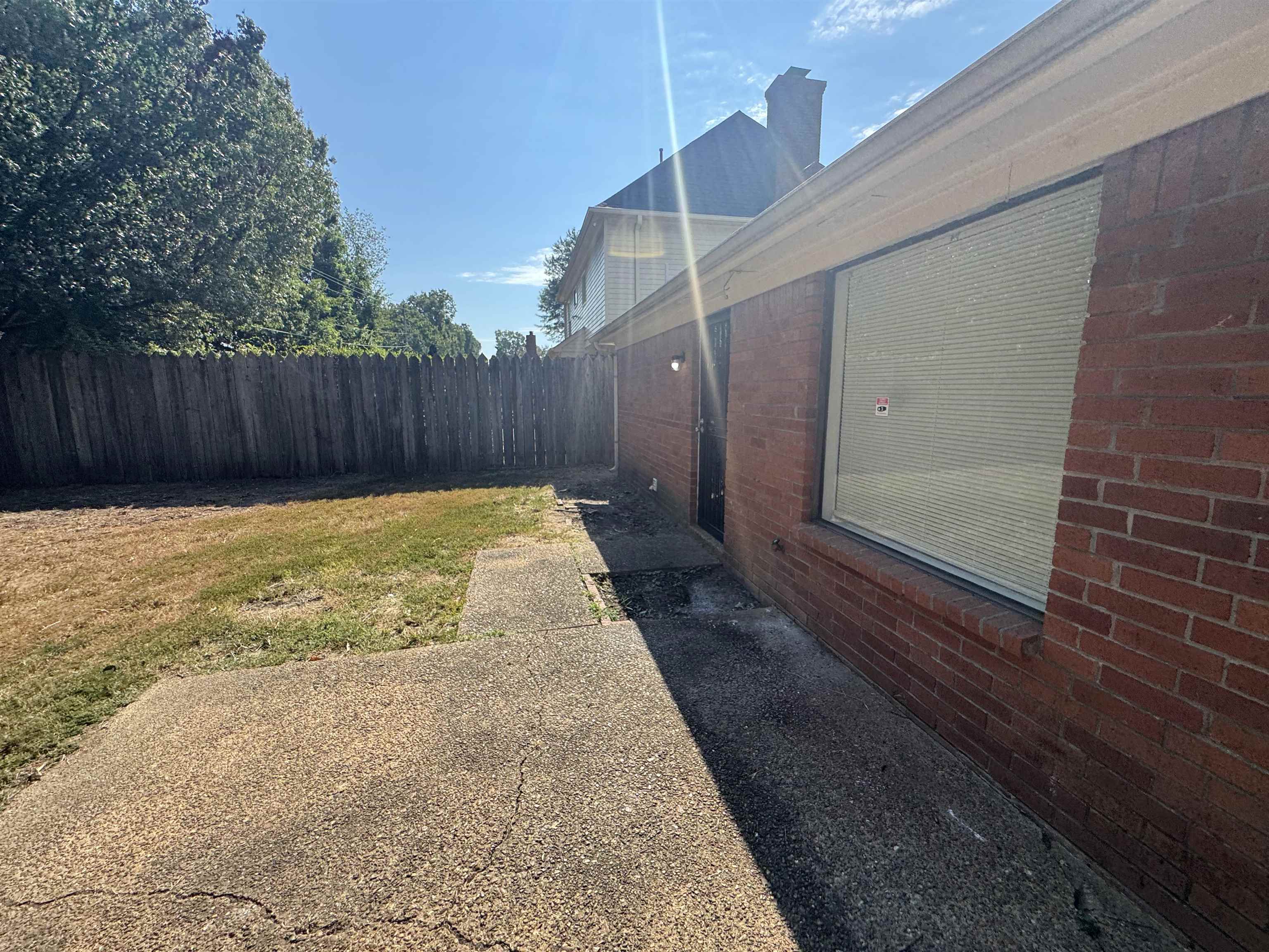 7266 Woodshire Road Memphis, TN 38125 - Photo 5 of 14 View of yard