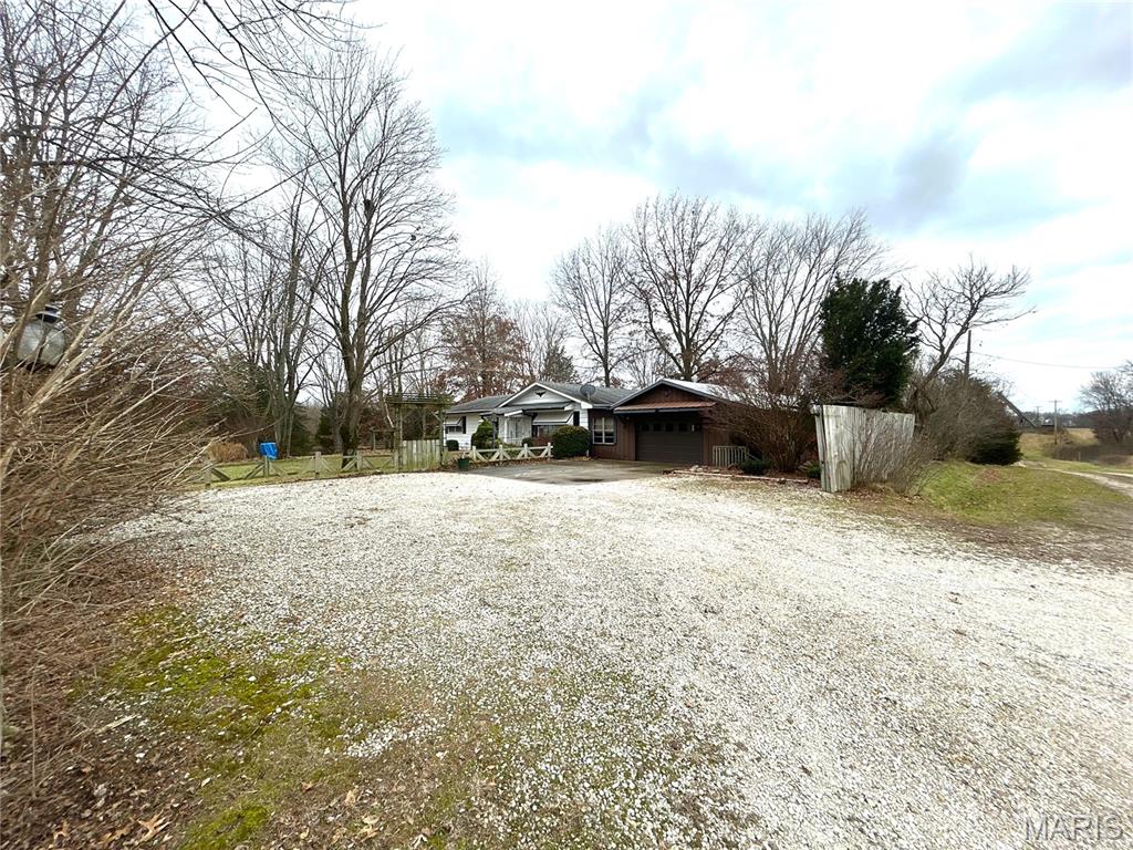 214 Highway 67 Carrollton, IL 62016 - Photo 25 of 25