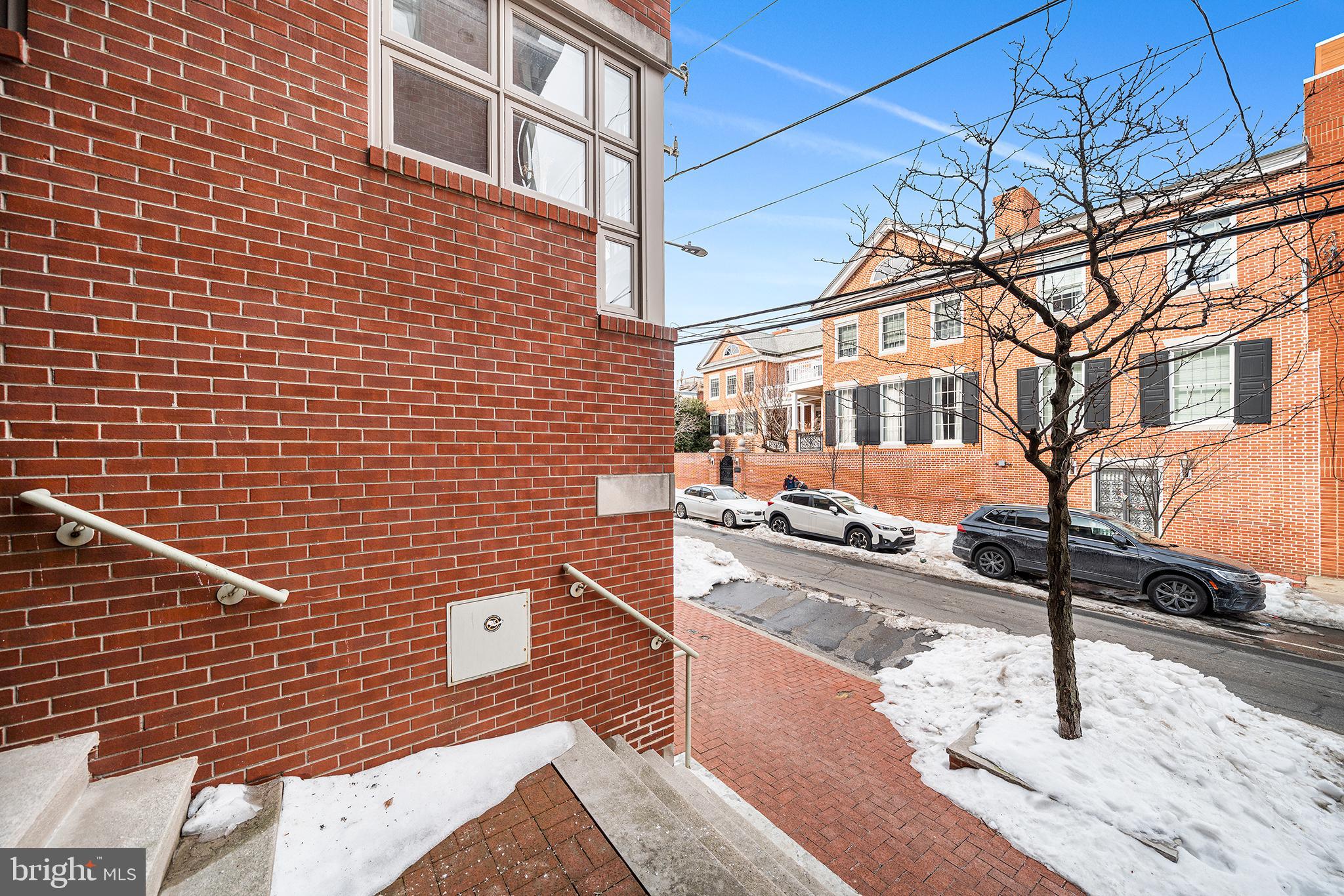 114 Bainbridge Street Philadelphia, PA 19147 - Photo 4 of 52