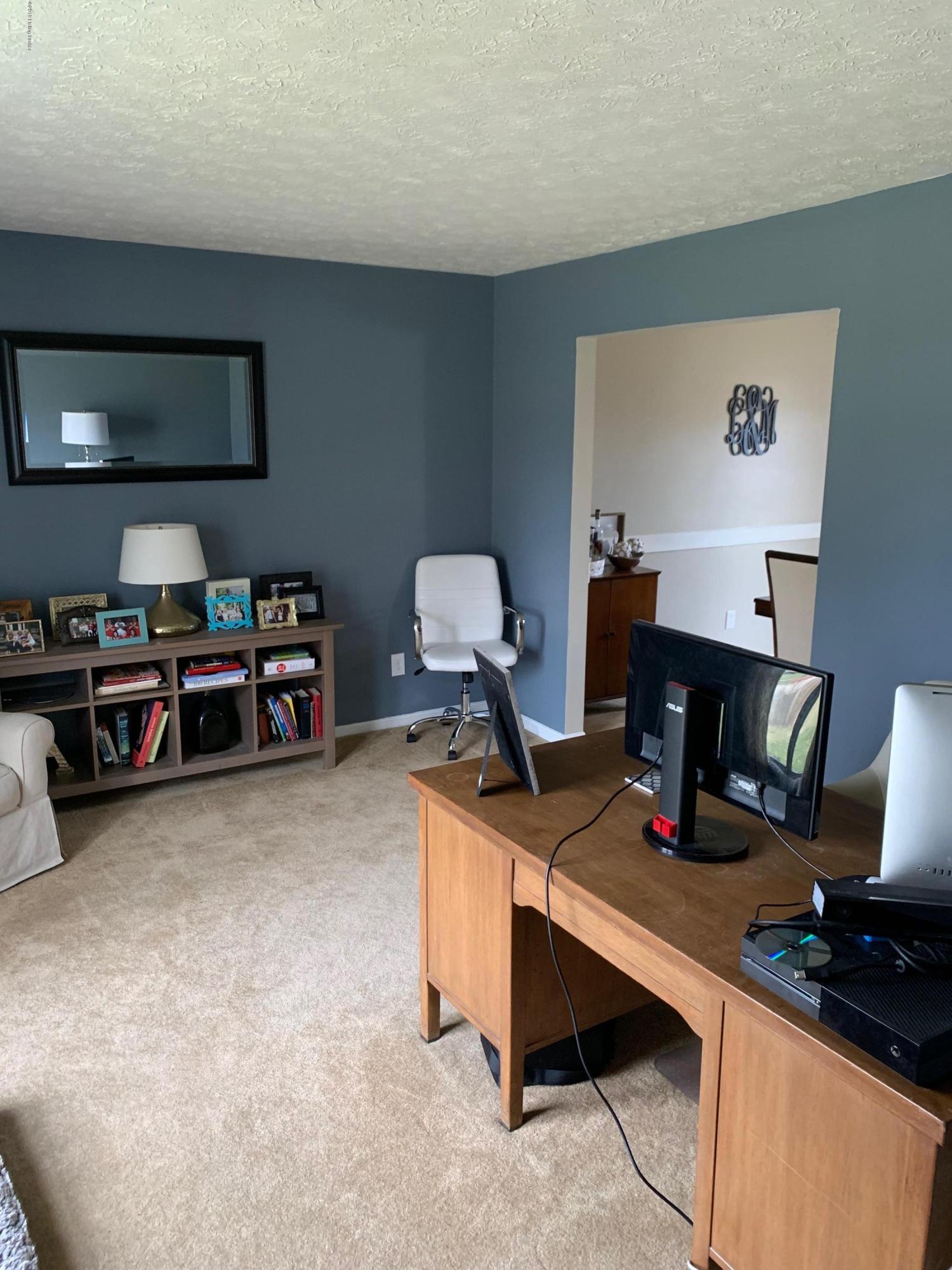 8904 Acushnet Road Louisville, KY 40242 - Photo 5 of 16 IMG-0344