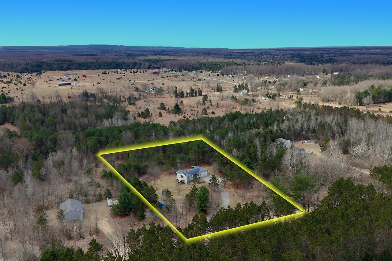 3807 West County Line Road Buckley, MI 49620 - Photo 2 of 28