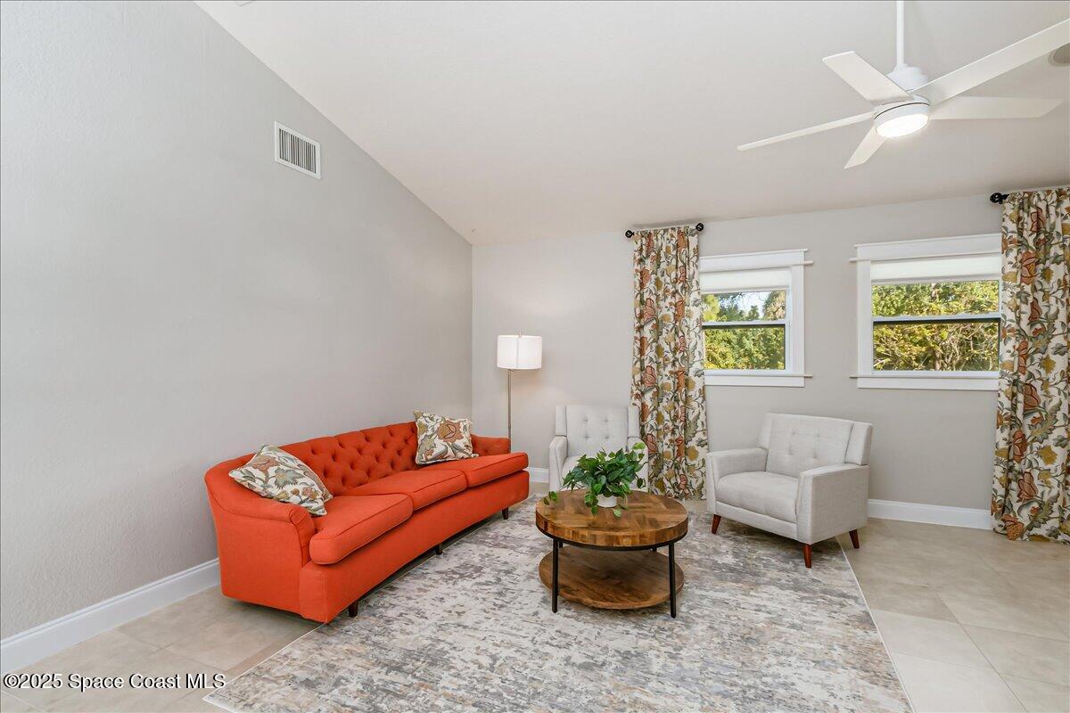 1050 Emerald Road Southeast Palm Bay, FL 32909 - Photo 9 of 63 36-1050-Emerald-220