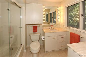12849 Huntercreek Road St. Louis, MO 63131 - Photo 18 of 28 Gallery Image 18