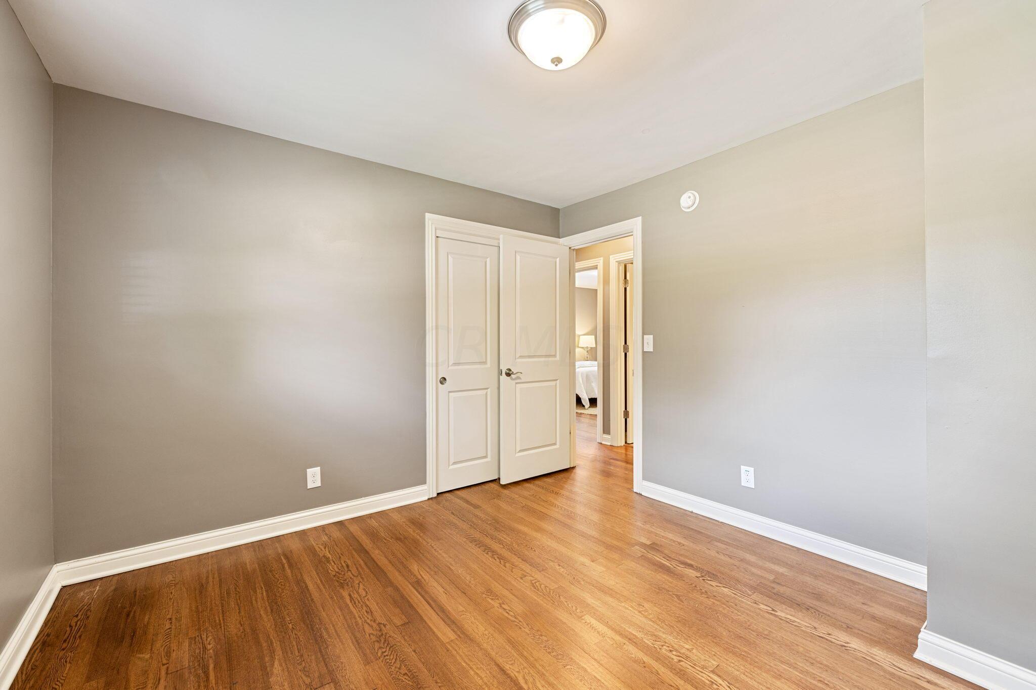 3951 Mountview Road Columbus, OH 43220 - Photo 17 of 35 Bedroom 1