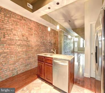 4325 Cortez Road Baltimore, MD 21225 - Photo 4 of 5 Kitchen