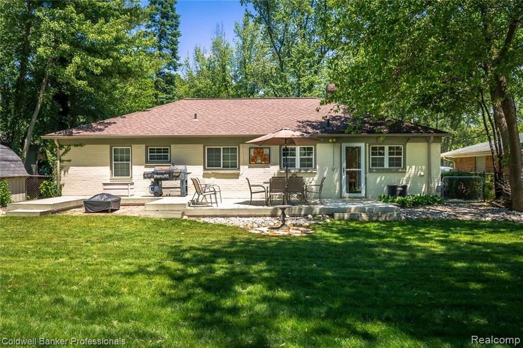 2168 Somerset Road Bloomfield Hills, MI 48302 - Photo 15 of 16