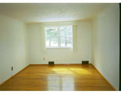 5801 Claridge Export Road Export, PA 15632 - Photo 4 of 5 Living Room.