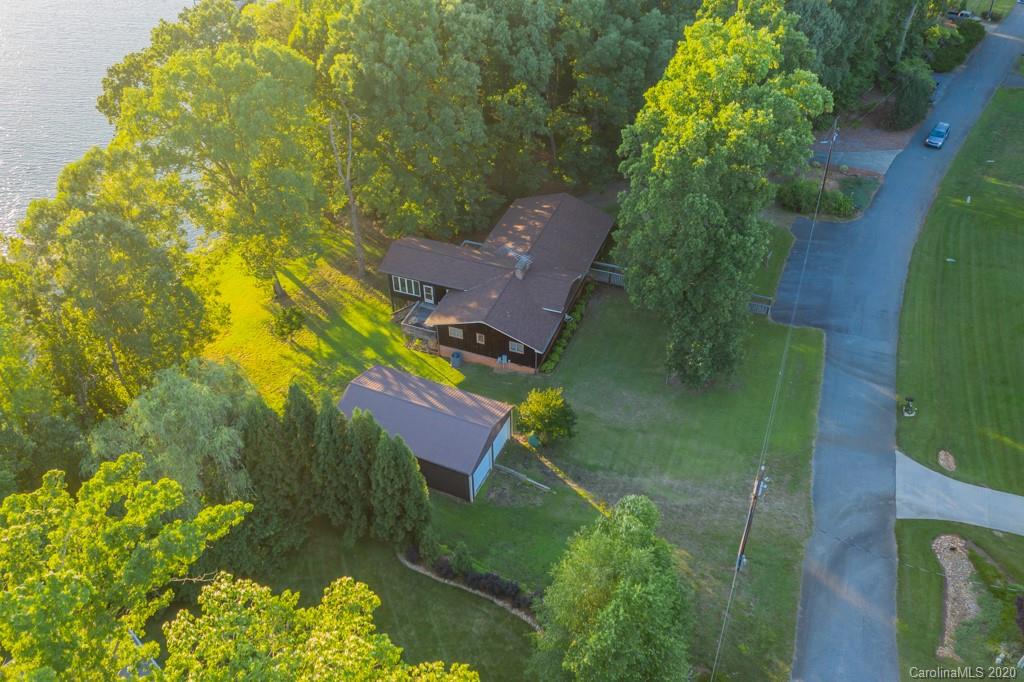 8085 Windsong Road Denver, NC 28037 - Photo 2 of 18 Gallery Image 2
