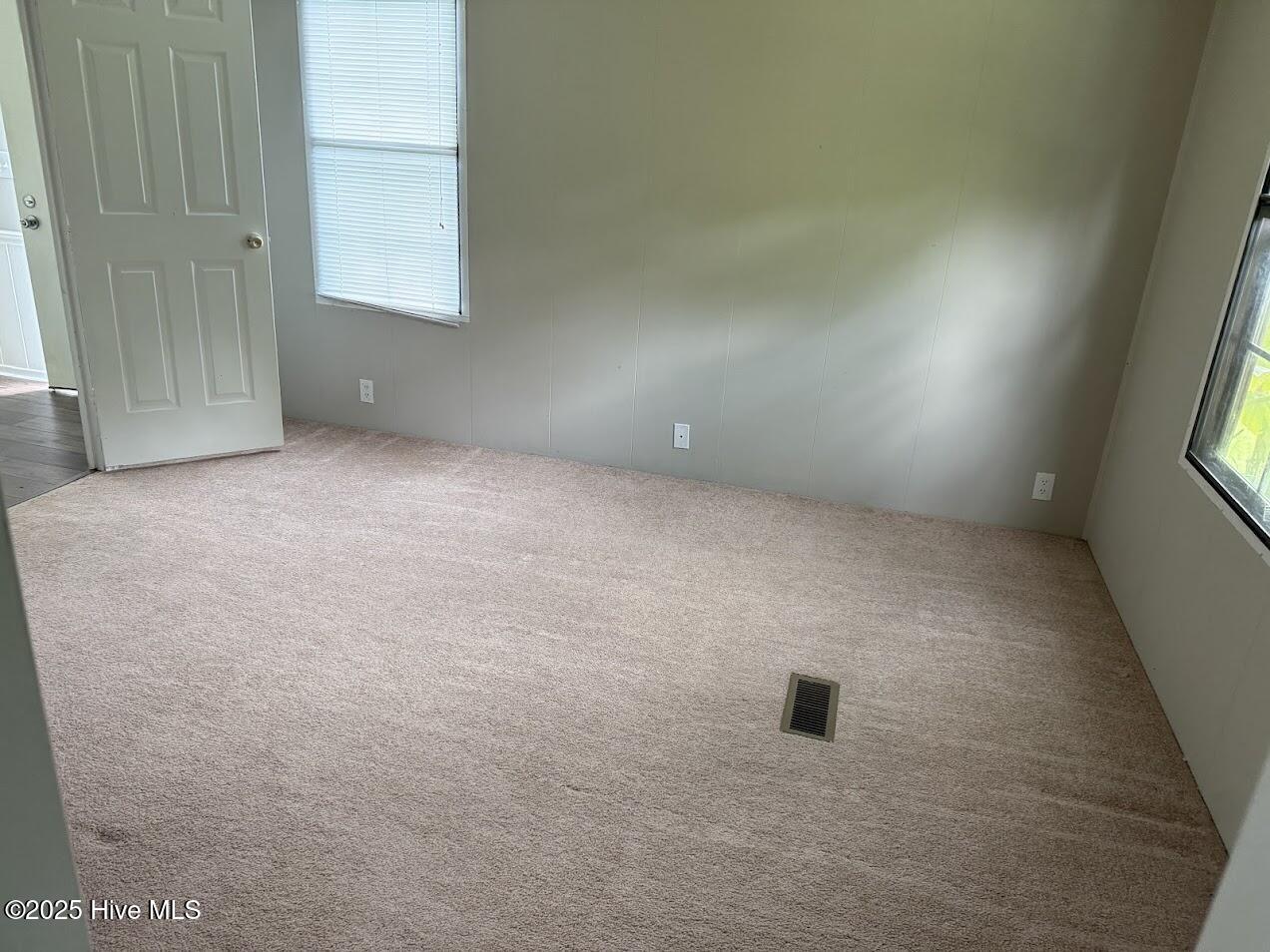 354 Belgrade-Swansboro Road Stella, NC 28582 - Photo 9 of 23 IMG_3153