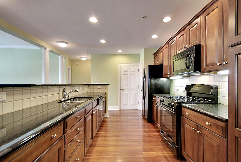 498 Albemarle Road, Unit 303 Charleston, SC 29407 - Photo 17 of 36 IMG_4640_IMG_4645-copy