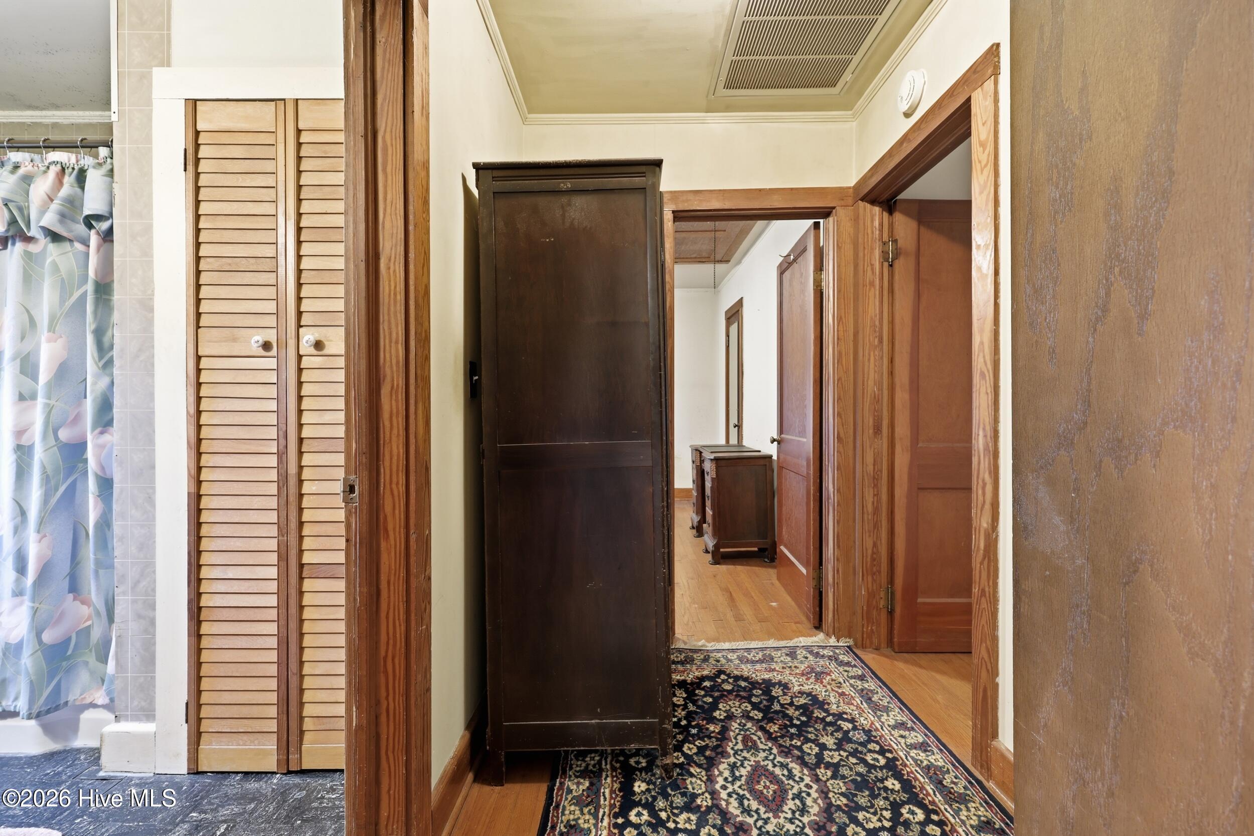 2407 Peartree Road Elizabeth City, NC 27909 - Photo 13 of 34 2407 Peartree Road hallway