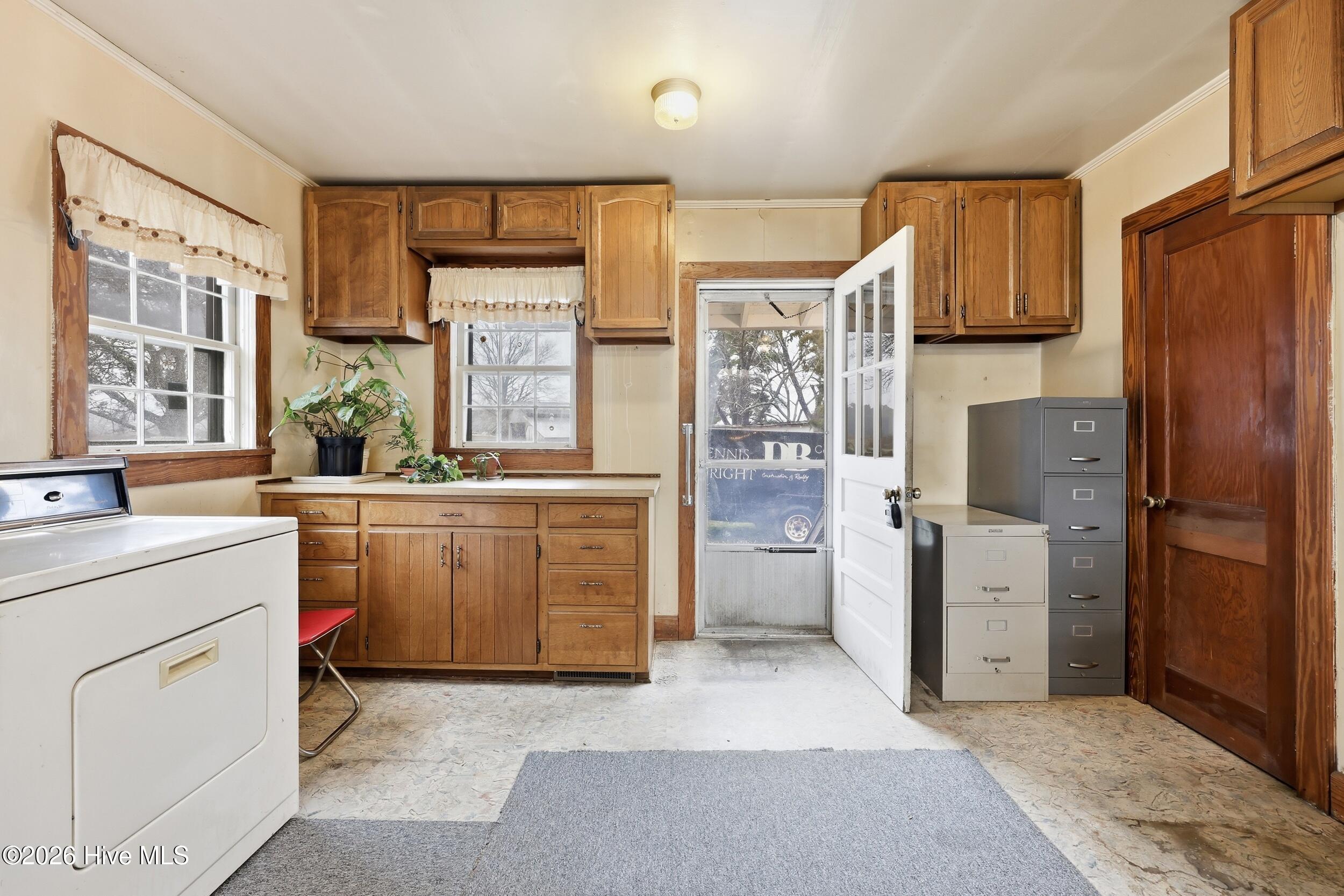 2407 Peartree Road Elizabeth City, NC 27909 - Photo 2 of 34 2407 Peartree Road view of back entrance