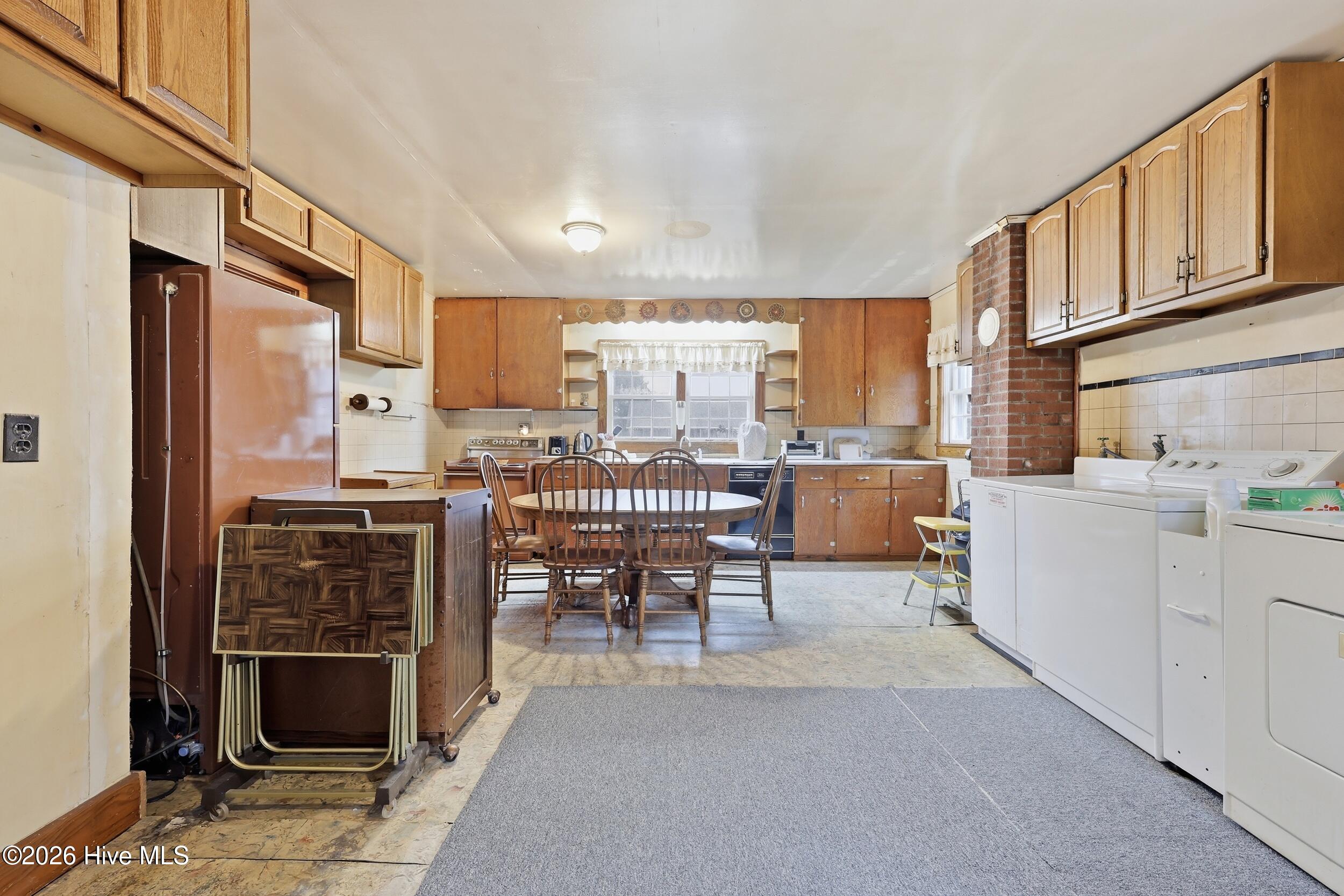 2407 Peartree Road Elizabeth City, NC 27909 - Photo 6 of 34 2407 Peartree Road view of kitchen from