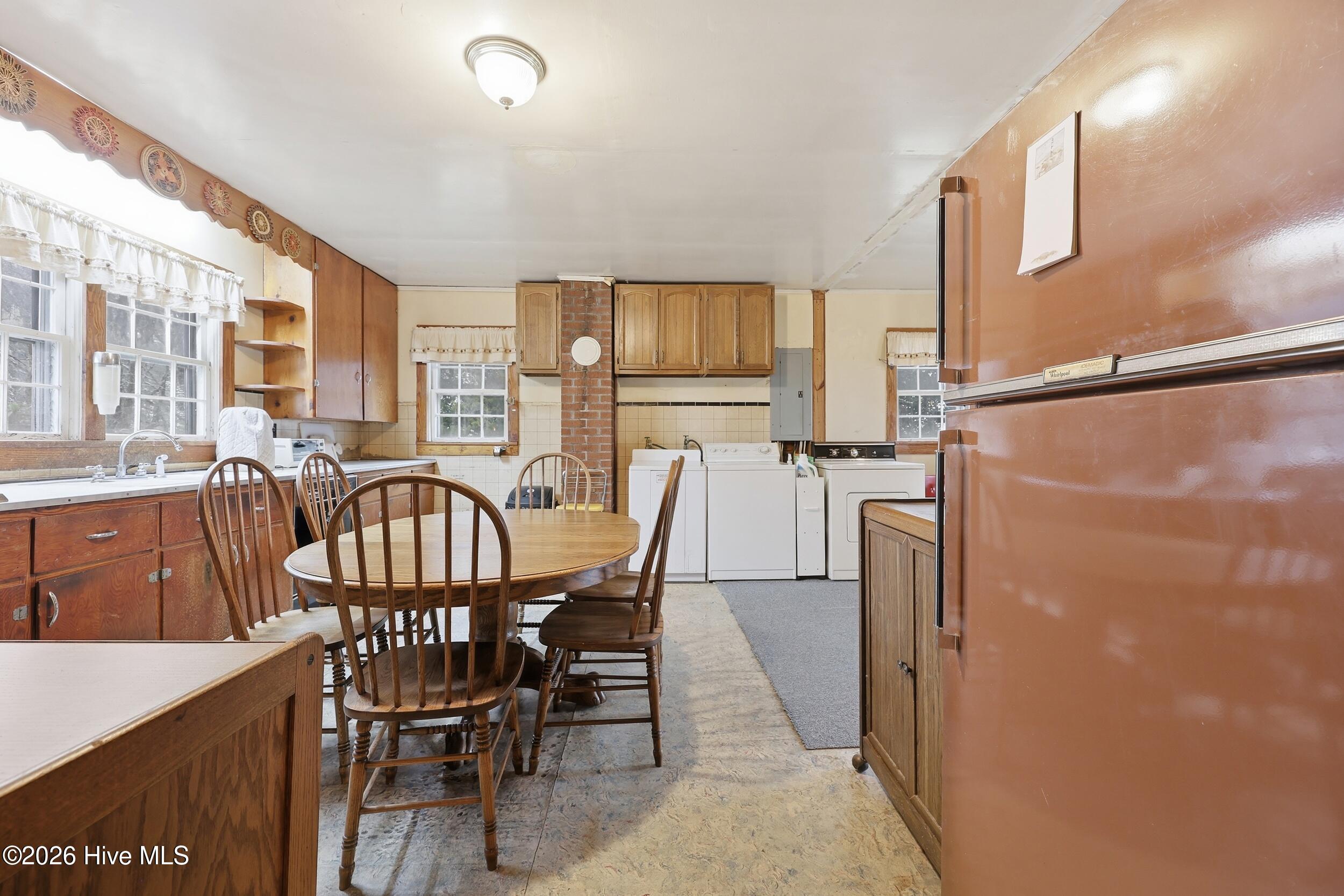 2407 Peartree Road Elizabeth City, NC 27909 - Photo 7 of 34 2407 Peartree Road view from den of the