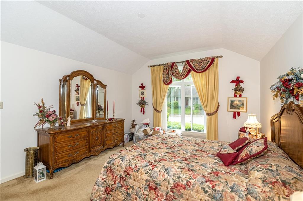 12564 Brompton Road Carmel, IN 46033 - Photo 15 of 28 Gallery Image 15