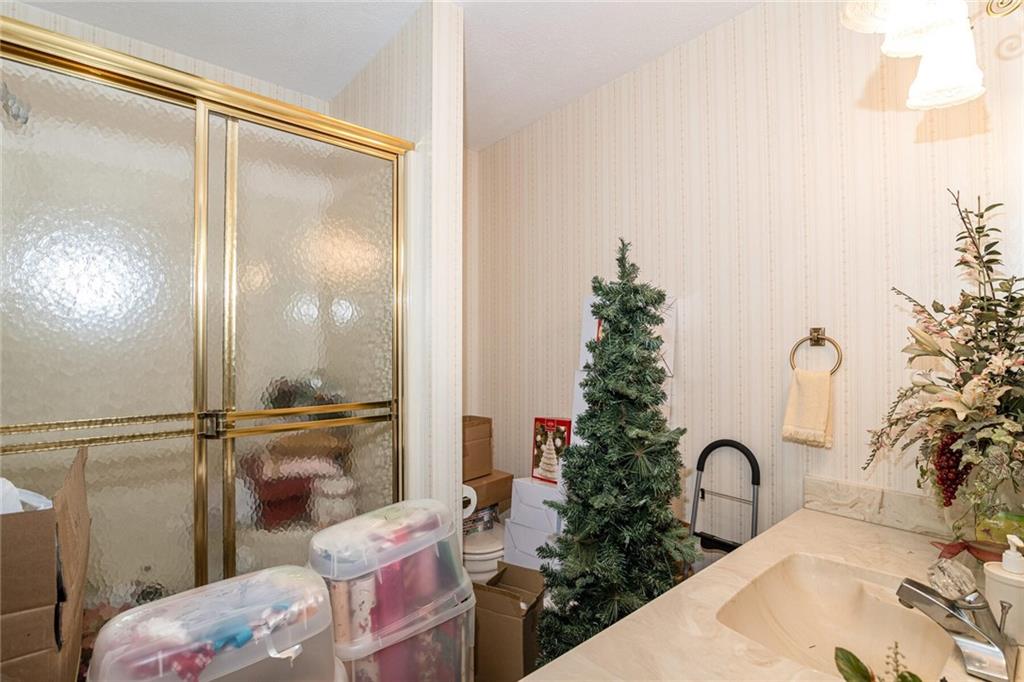 12564 Brompton Road Carmel, IN 46033 - Photo 17 of 28 Gallery Image 17