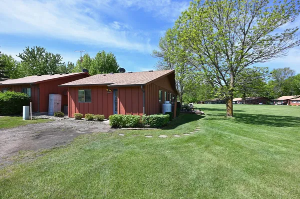 $299,900 | 3865 Wahtomin Trail Northwest, Alexandria, MN 56308