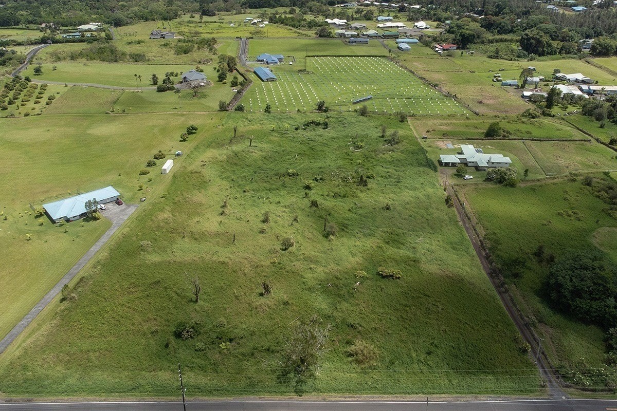 4 Lot Hilo, HI 96720 - Photo 3 of 11 a view of a lake view