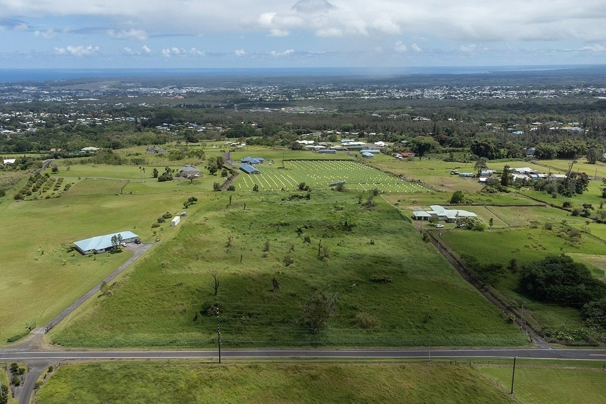 4 Lot Hilo, HI 96720 - Photo 5 of 11 a view of a lake view