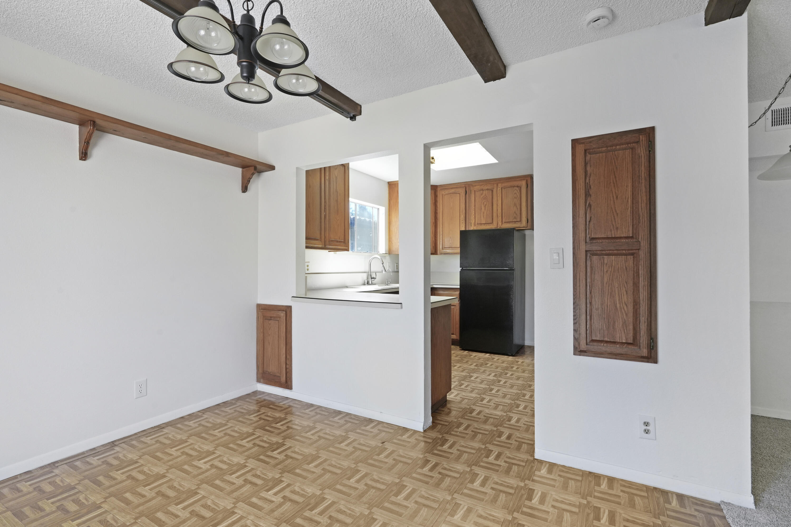 5004 Alvarado Road Carpinteria, CA 93013 - Photo 6 of 19 A 5