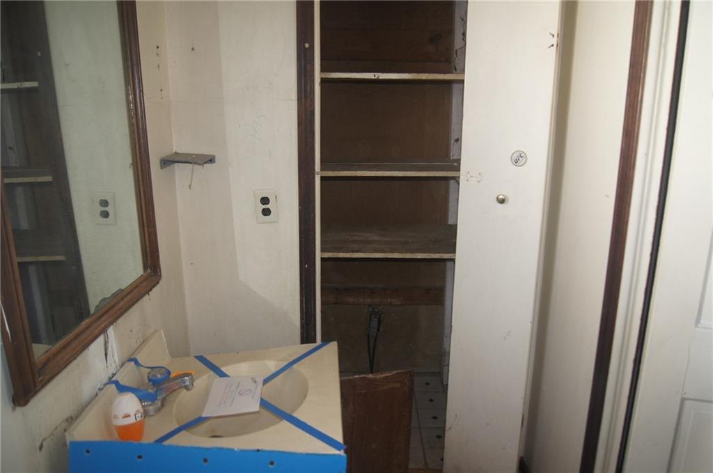 706 Reed Street Columbus, IN 47201 - Photo 17 of 26 Gallery Image 17