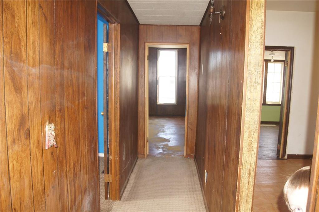 706 Reed Street Columbus, IN 47201 - Photo 18 of 26 Gallery Image 18
