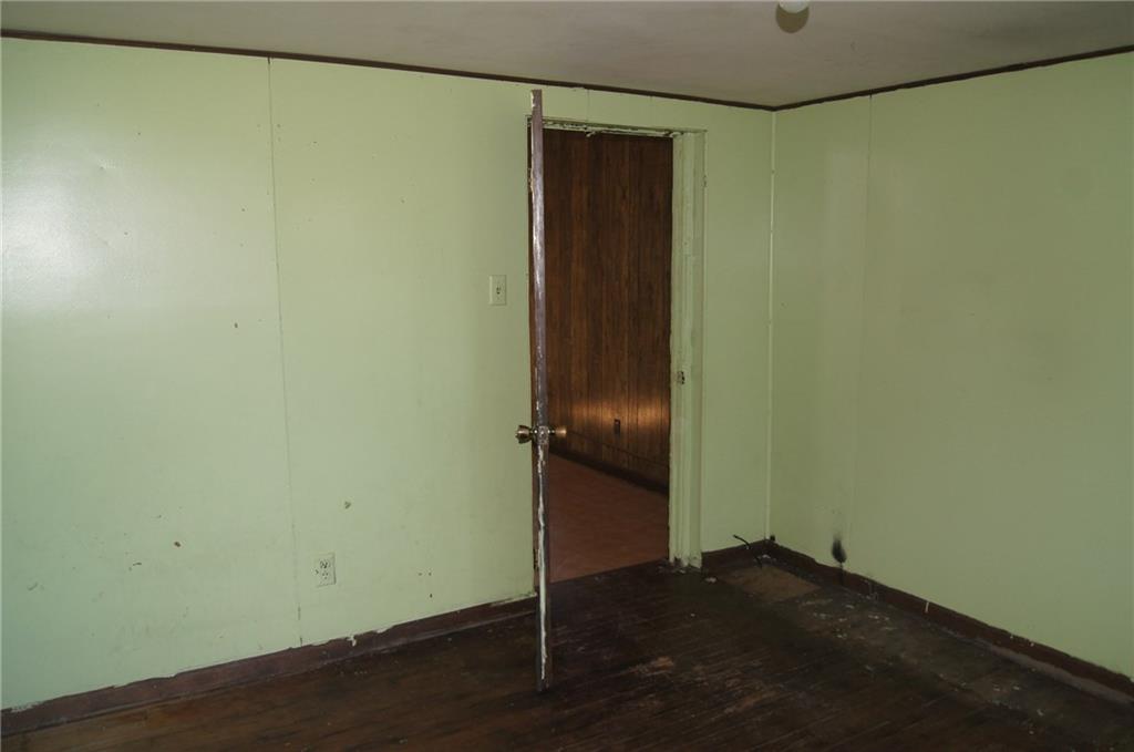 706 Reed Street Columbus, IN 47201 - Photo 4 of 26 Gallery Image 4