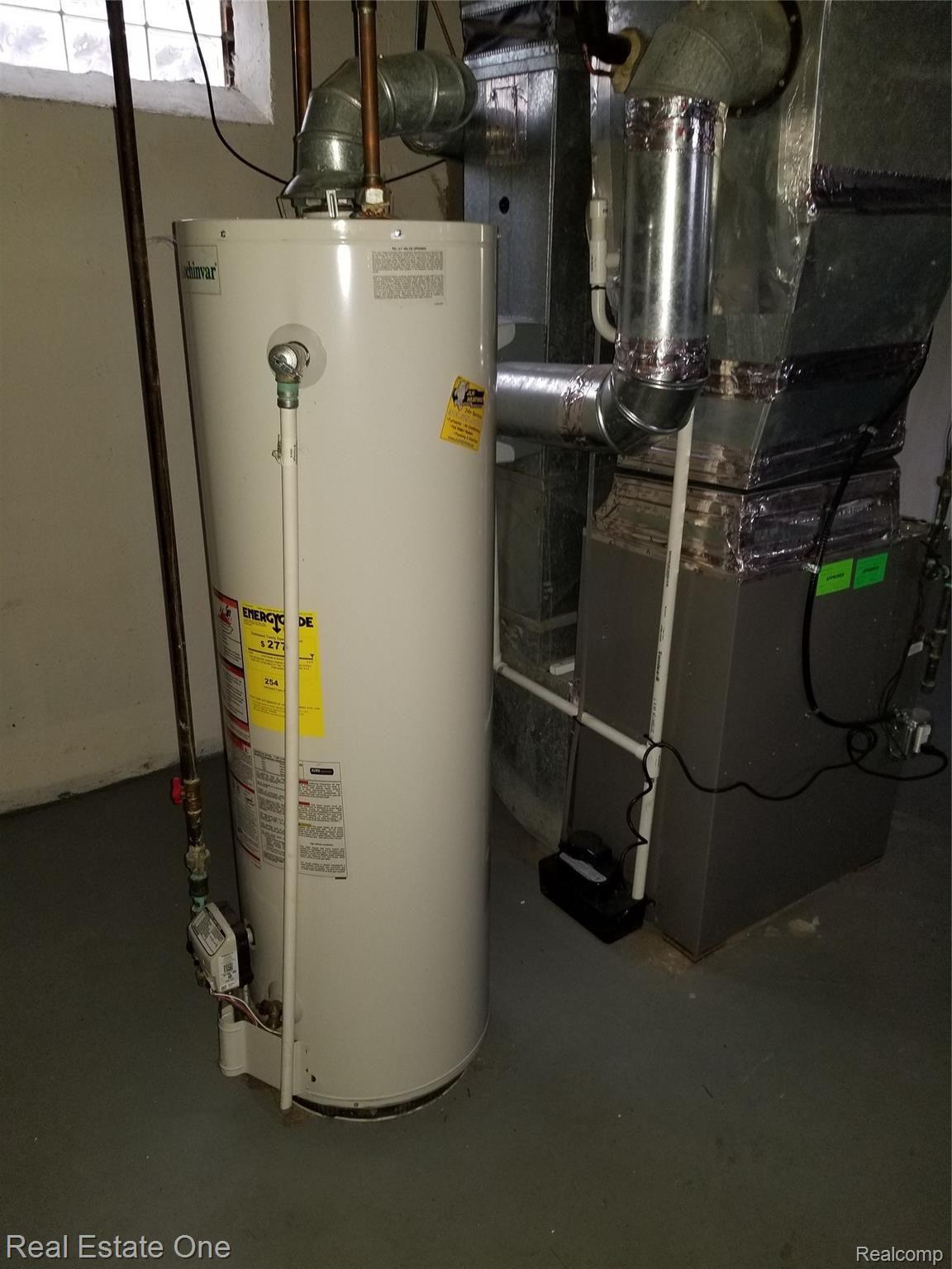 24601 Scotia Road Oak Park, MI 48237 - Photo 30 of 30 water heater.jpg