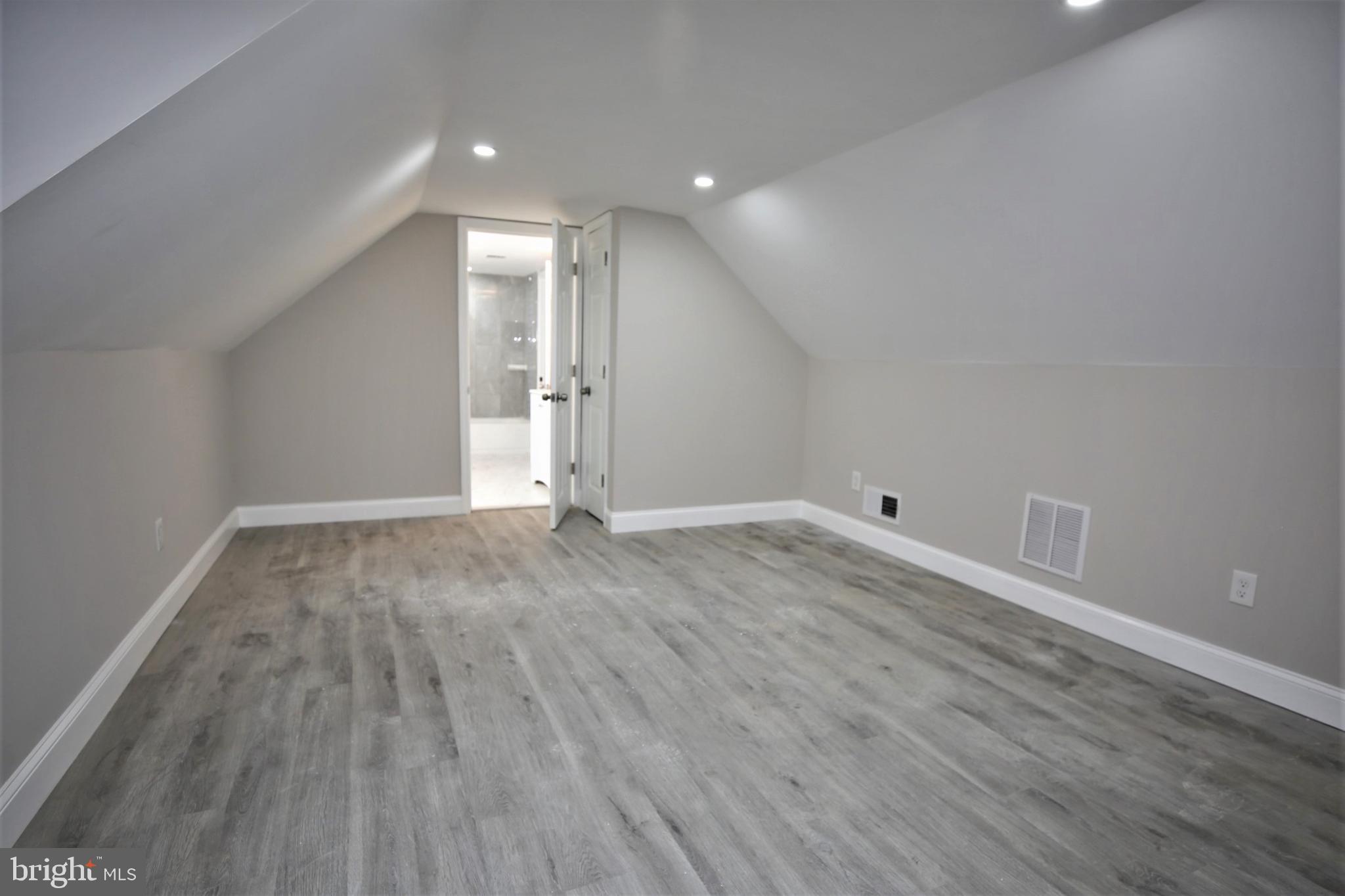 424 Pitman Avenue Hamilton, NJ 08610 - Photo 36 of 37