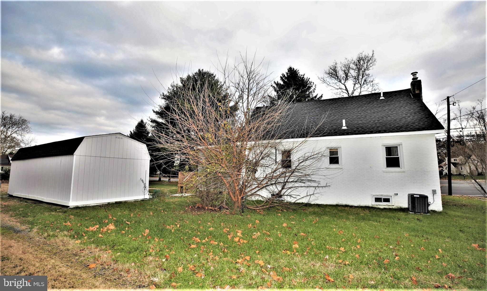 424 Pitman Avenue Hamilton, NJ 08610 - Photo 6 of 37