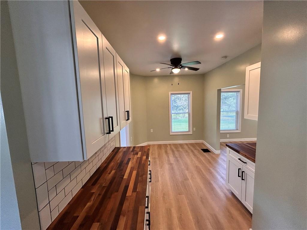 1377 Perry Highway Mercer, PA 16137 - Photo 5 of 23