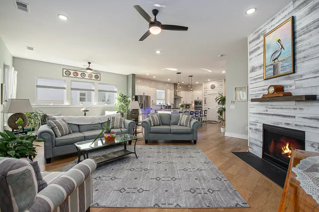 $645,000 | 126 Clearblue Loop, Summerville, SC 29486