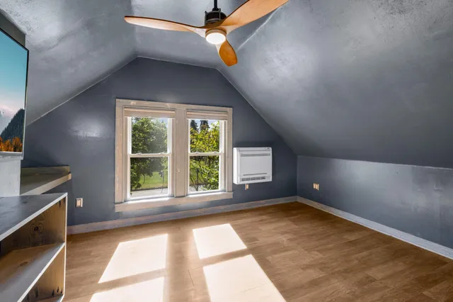 $375,000 | 951 Front Avenue, St. Paul, MN 55103