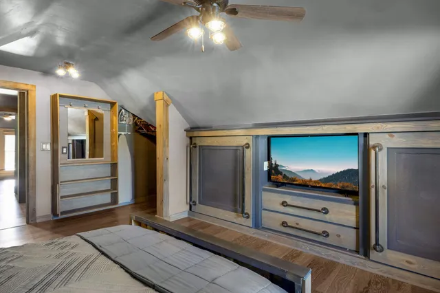 $375,000 | 951 Front Avenue, St. Paul, MN 55103