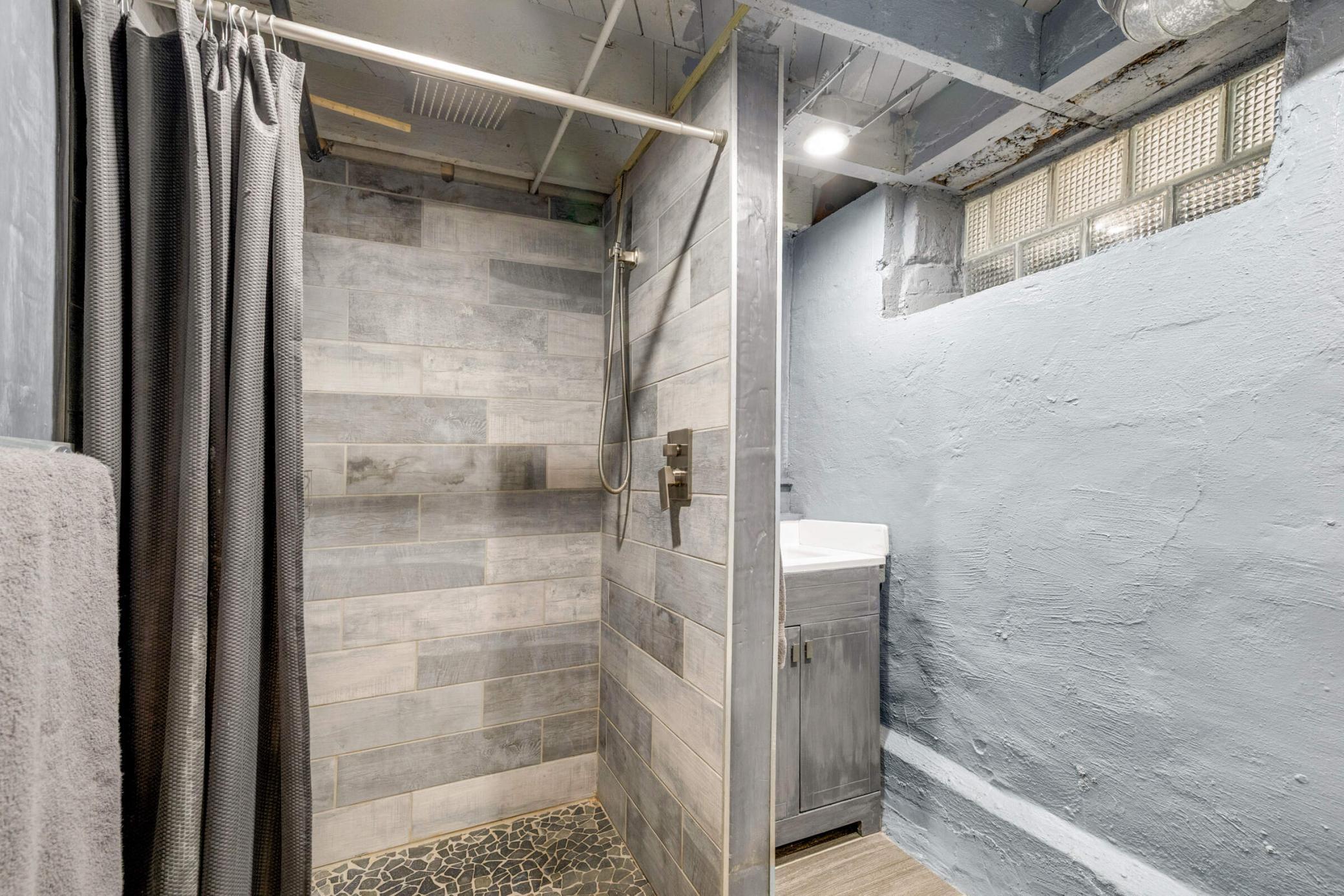 951 Front Avenue St. Paul, MN 55103 - Photo 27 of 37