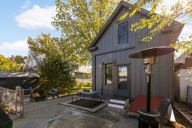 $375,000 | 951 Front Avenue, St. Paul, MN 55103