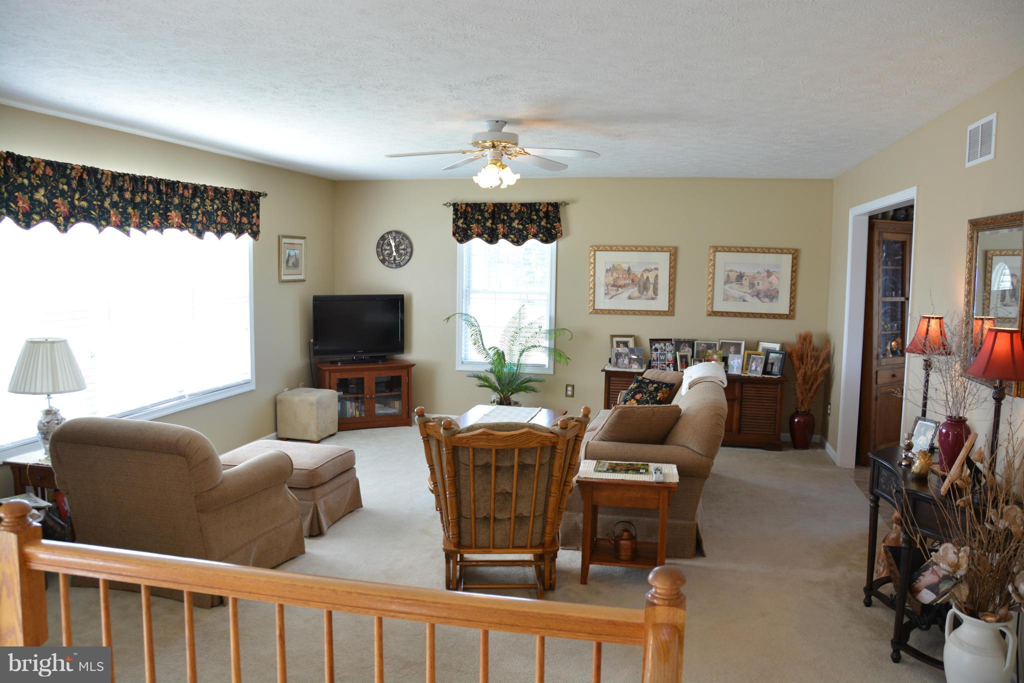 4341 Apple Pie Ridge Road Winchester, VA 22603 - Photo 24 of 30 Quite spacious, nice views out the front!