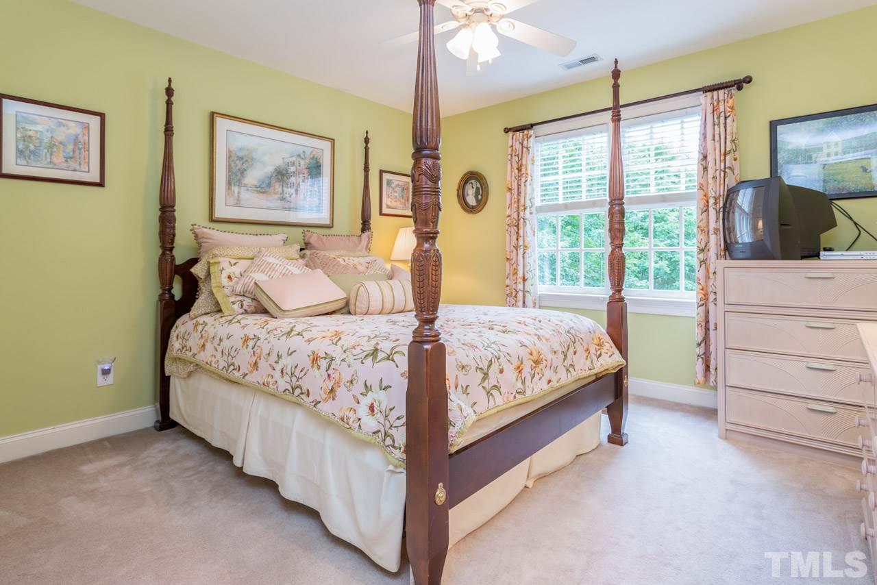 1025 Settlers Ridge Lane Raleigh, NC 27614 - Photo 15 of 25