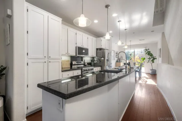 $739,999 | 1361 Abbey Lane, San Marcos, CA 92078